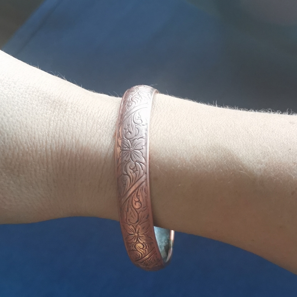 Cooper Flower Bangle - Picture 3 of 4